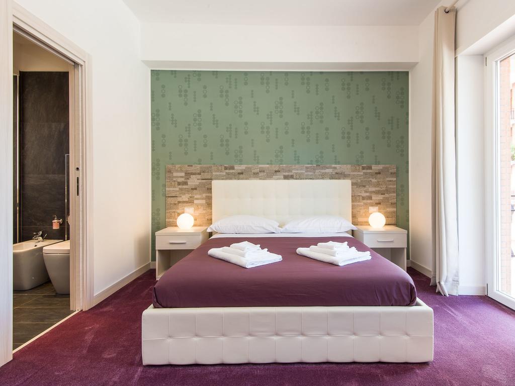 Guesthouse Park Pines Рим Екстериор снимка