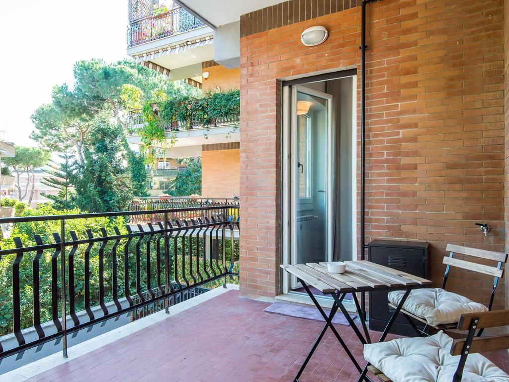 Guesthouse Park Pines Рим Екстериор снимка