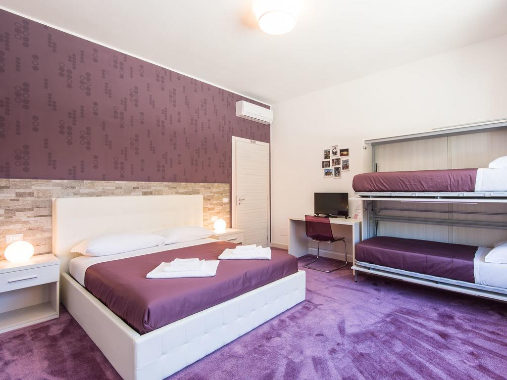 Guesthouse Park Pines Рим Екстериор снимка