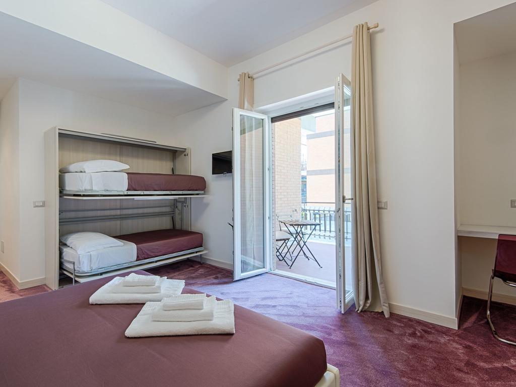 Guesthouse Park Pines Рим Екстериор снимка
